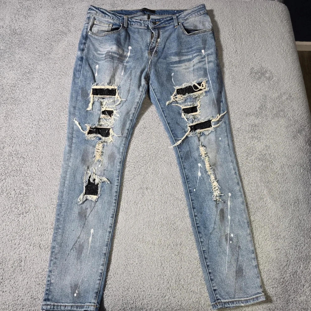 Amiri Mens 38x30 MX1 Jeans Blue Distressed Black Sequin Paint Splatter Slim Tapr
